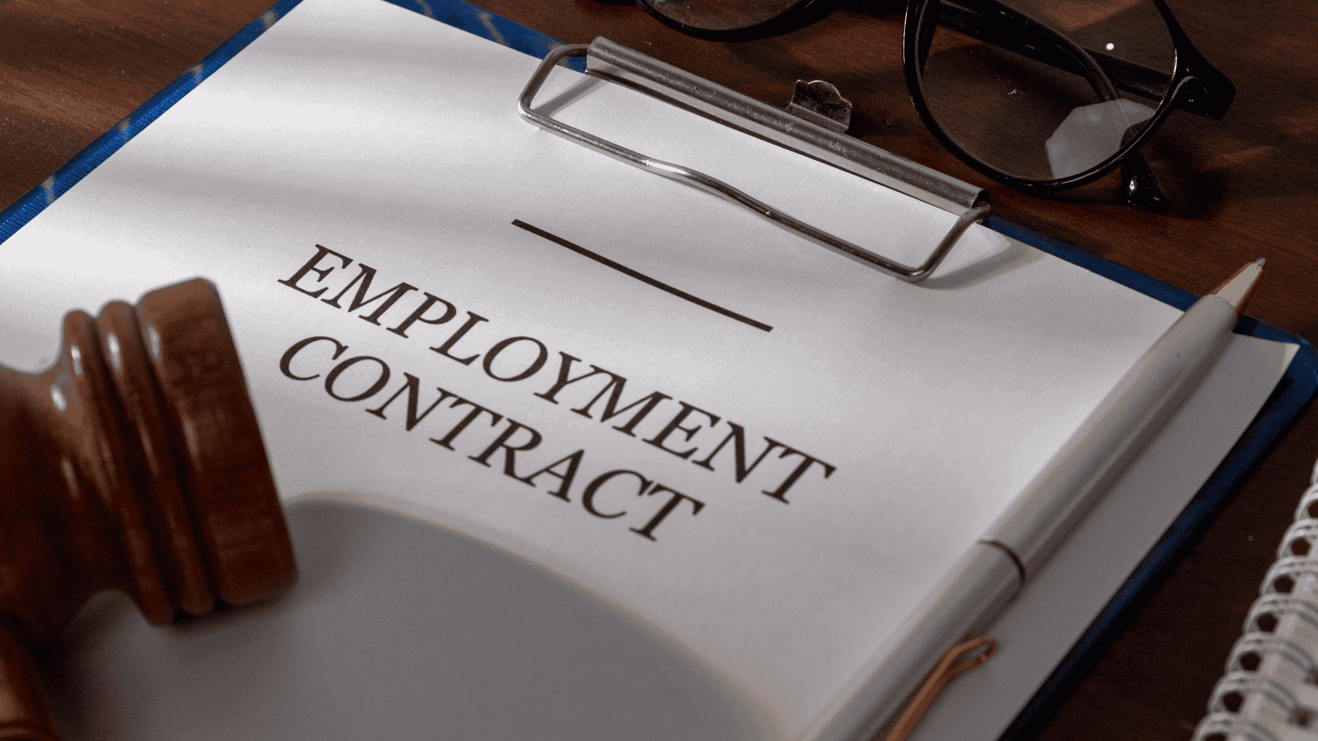 Understanding the Triangular Employment Relationship: Key Insights for Employers and Agencies